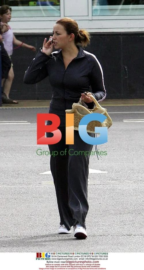 Charlotte Church Deals With Paparazzi at Tesco