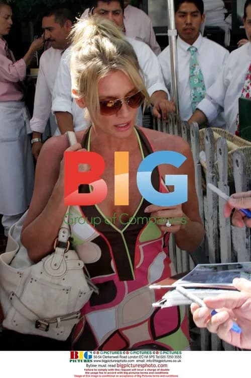Nicollette Sheridan at the Ivy in Beverly Hills