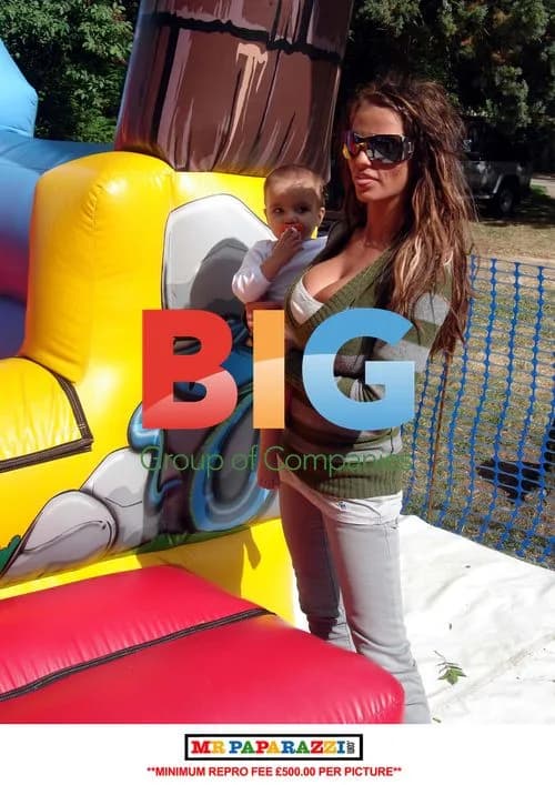 Katie Price and Peter Andre Family Day Out at Zoo