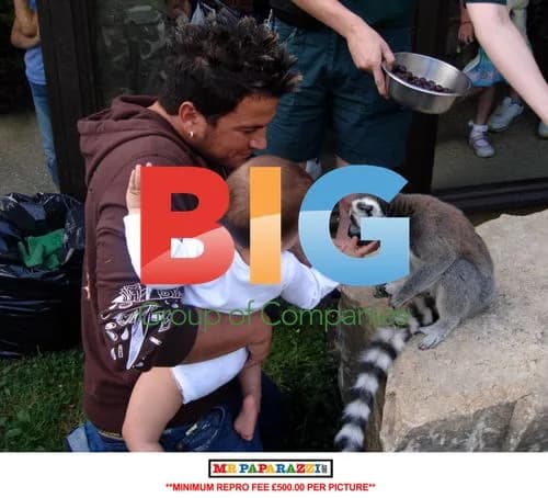 Katie Price and Peter Andre Family Zoo Trip