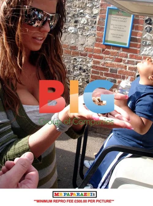 Katie Price and Peter Andre's Family Zoo Trip