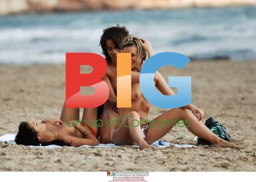 Hannah, Jakki and Simone on Caribbean Beach