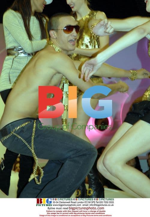 Models from 'Make Me A Supermodel' at Clothes Show