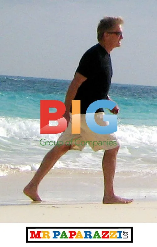 Catherine Zeta Jones Family Beach Candids