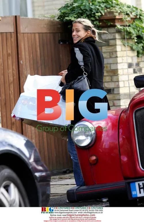 Nicole Appleton Arrives at Liam Gallagher's House