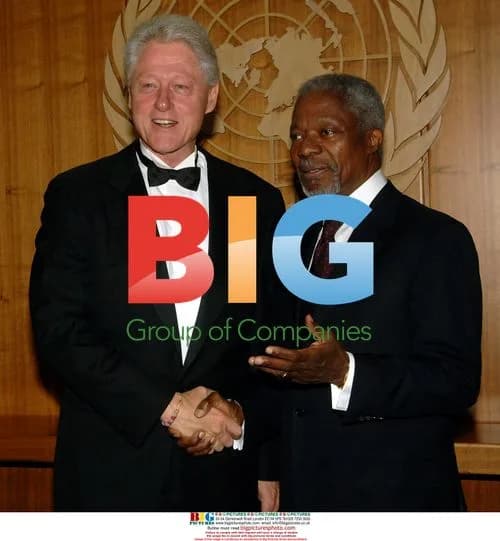 Clinton Meets UN Secretary General Annan
