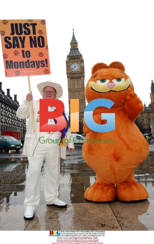 Alan 'Howling Laud' Hope and Garfield March to Ban Mondays
