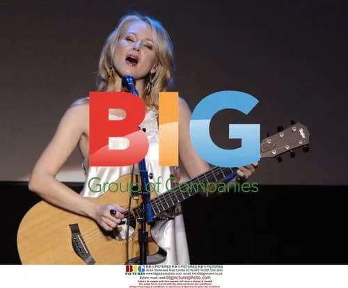 Singer Jewel performs at ACLU dinner