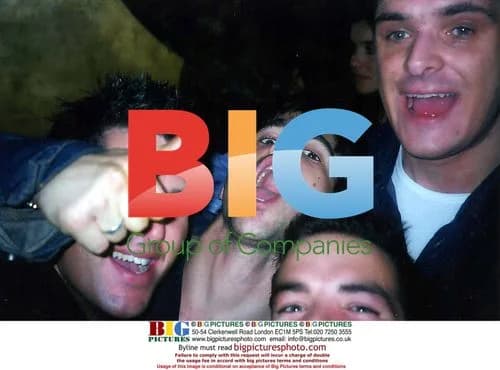 Colin Farrell drinking with friends