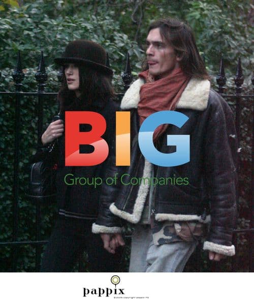 Keira Knightley & Rupert Friend Go for a Walk