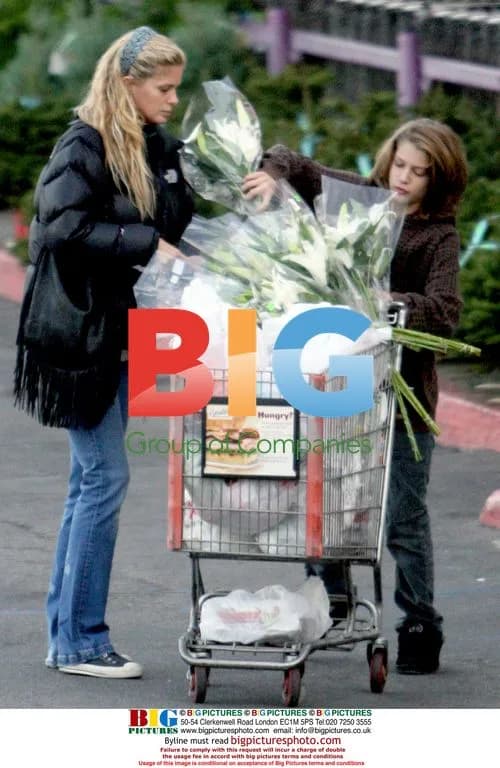 Rachel Hunter shops with son Liam