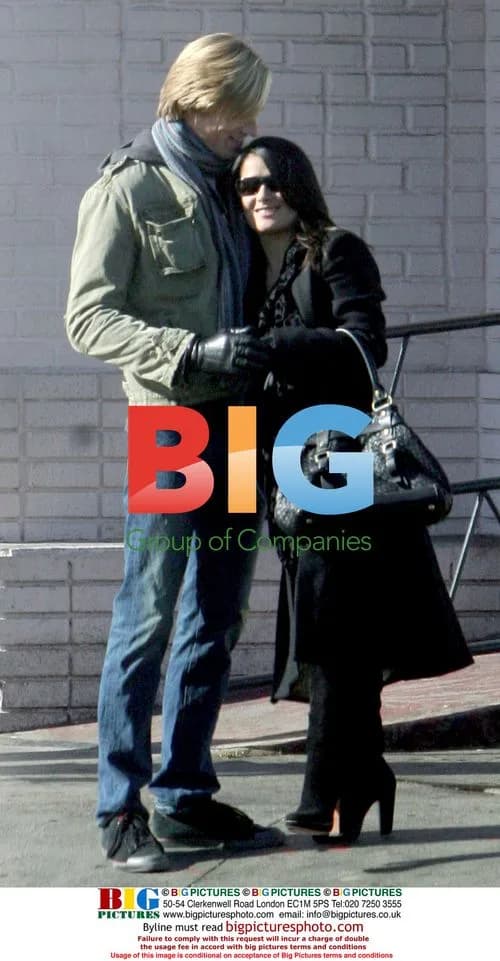 Salma Hayek and Eric Mabius on Ugly Betty set