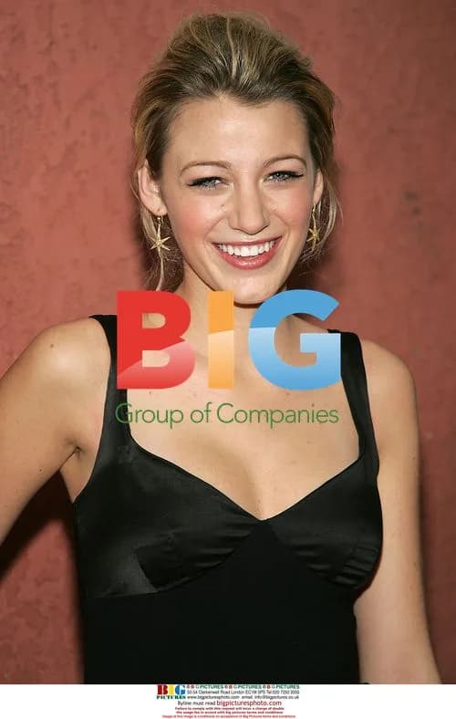 Blake Lively at Hollywood Life Magazine Awards