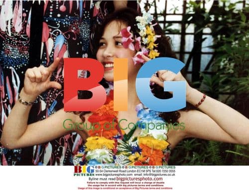 Myleene Klass with Great Yarmouth Operatic Society