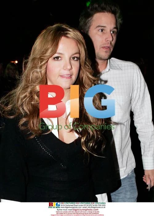 Britney Spears with mystery man at Lakers game