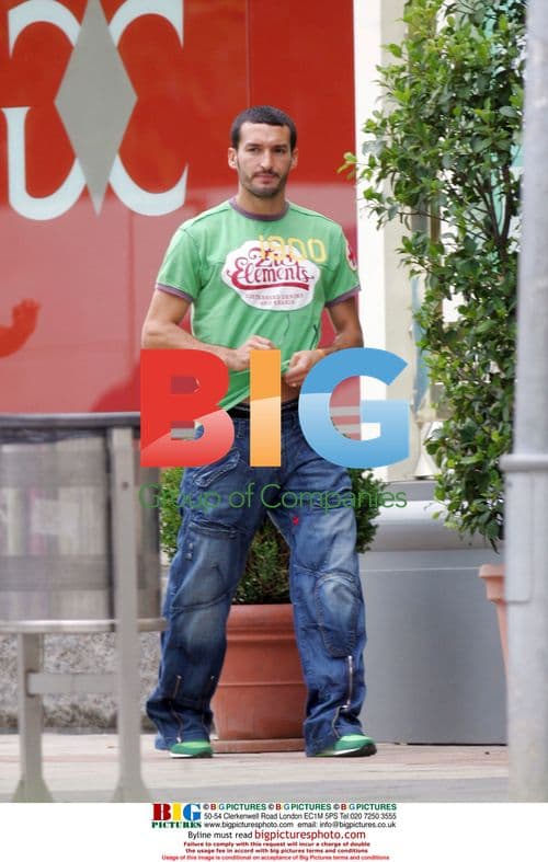 Gianluca Zambrotta and family in Barcelona