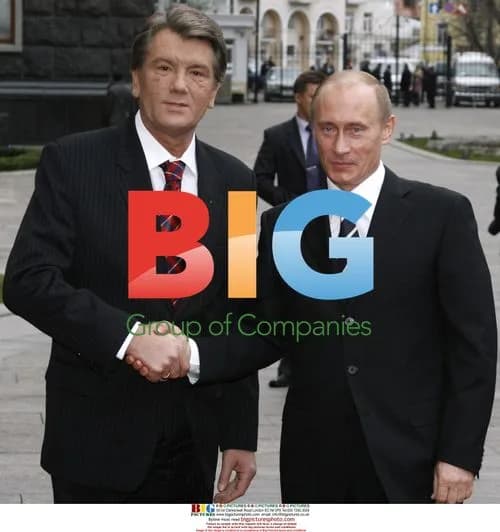 Yushchenko and Putin Meet in Kiev