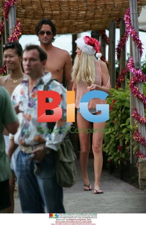 Tara Reid Plays Santa in Bikini