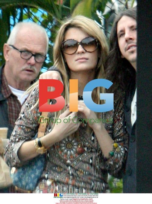 Mischa Barton and Cisco Adler out shopping