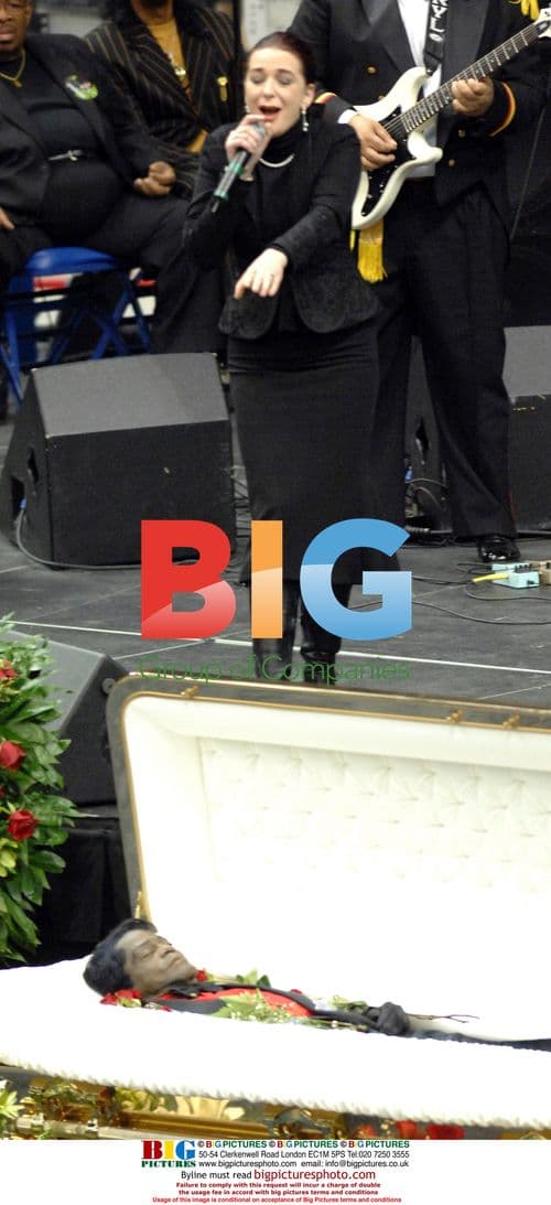 Tomi Rae Hyni sings at James Brown's funeral