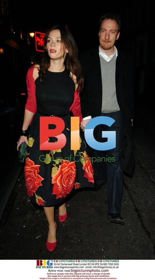 Anna Friel and David Thewlis at The Ivy