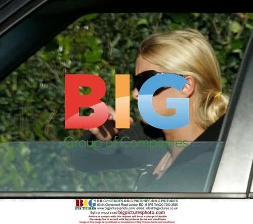 Nicky Hilton Gets Boxed In
