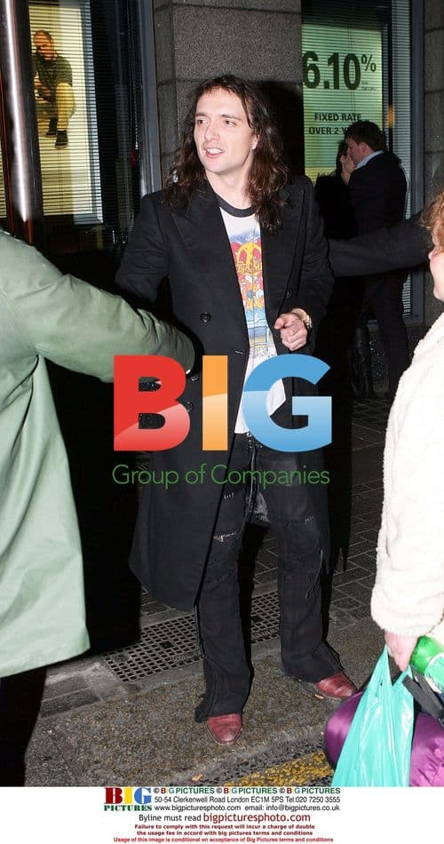 Justin Hawkins Leaving Meteor Awards Afterparty