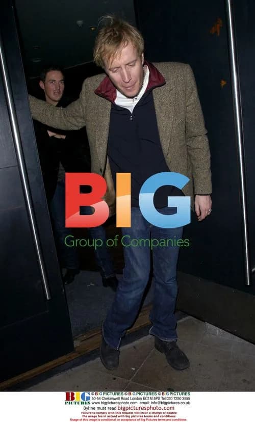 Rhys Ifans leaves Kilo Bar in London