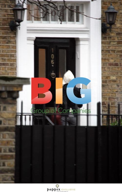 Sienna Miller Visits Ex Jude Law