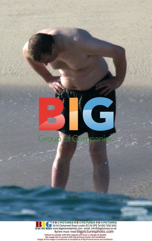 Prince Andrew enjoys Central America vacation