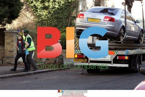 Jude Law's Audi Towed from Suspended Parking Spot