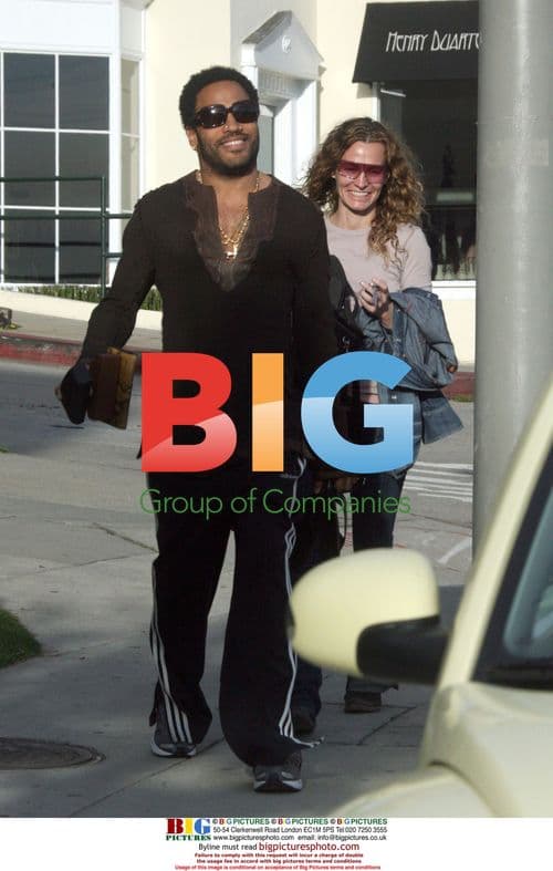 Lenny Kravitz Changes Outfit in WeHo