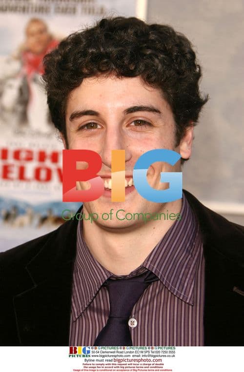 Jason Biggs at Eight Below Premiere