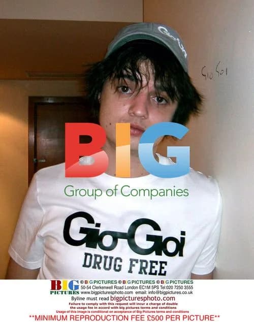 Pete Doherty Wearing Controversial T-Shirt