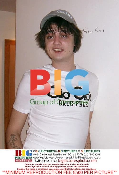 Pete Doherty seen in controversial t-shirt