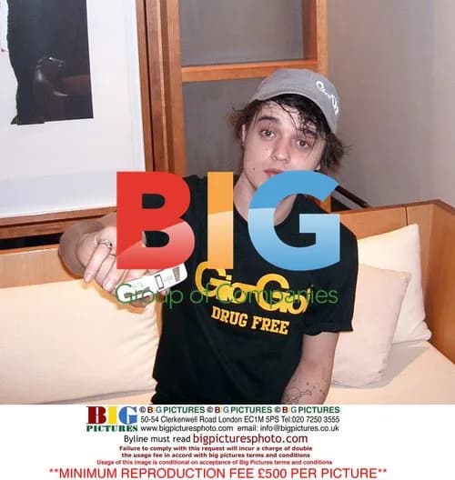 Pete Doherty wearing controversial t-shirt