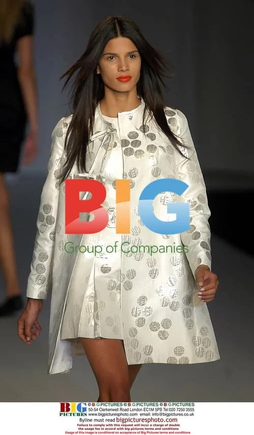 Ronaldo's Girlfriend Raica Oliveira at Fashion Show