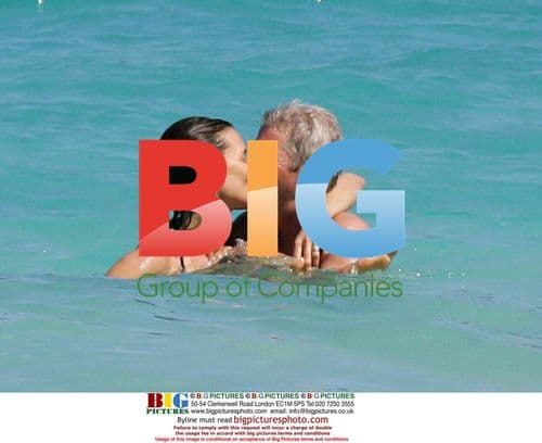 Richard Gere and Carey Lowell Show Affection