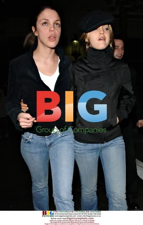 Mena Suvari Spotted with Female Companion