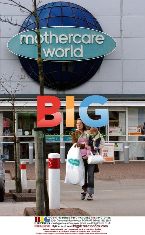 Rachel Flintoff's baby shopping trip