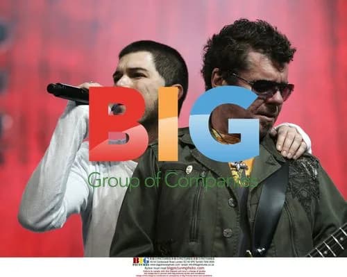 JD Fortune and Tim Farriss of INXS perform