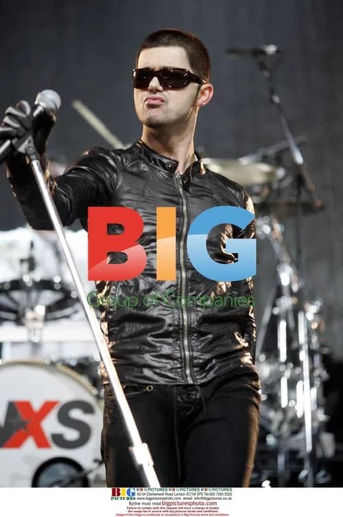 JD Fortune with INXS in concert in Florida
