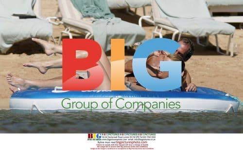 Nicolette Sheridan and Michael Bolton on Hawaiian vacation