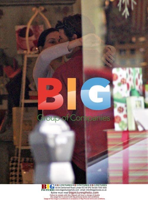 Julia Roberts and Danny Moder Share Affectionate Moment