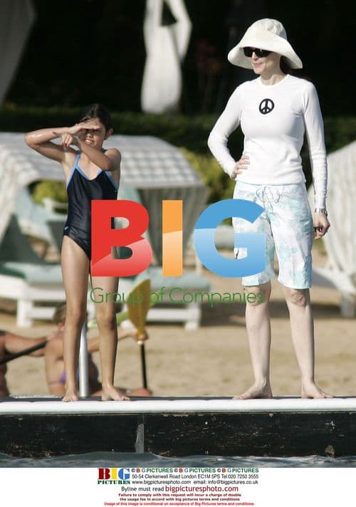 Marcia Cross and Fiance Tom Mahoney Kayaking in Hawaii