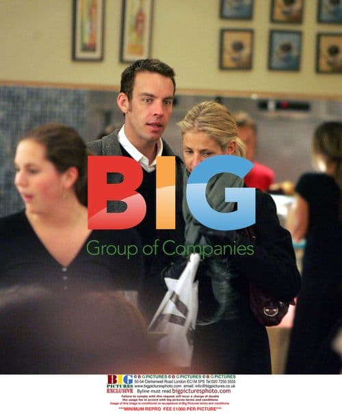 Ulrika Jonsson shopping with boyfriend