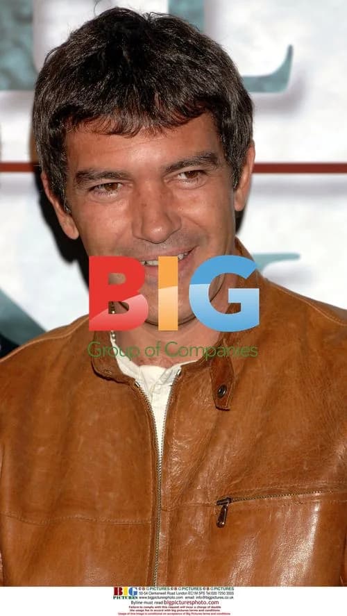 Antonio Banderas Begins Directing New Film