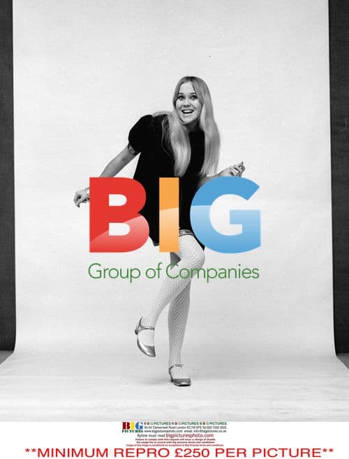 Young Agnetha Fältskog Photo Shoot in 1967