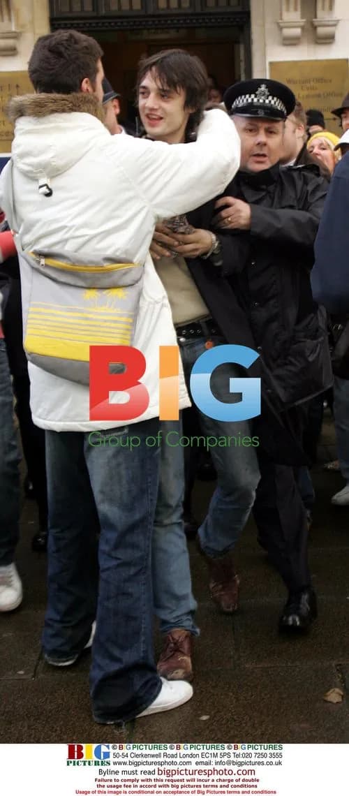 Pete Doherty Leaving Court