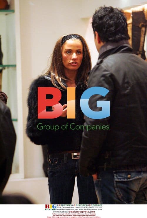 Katie Price Goes Shopping with Family